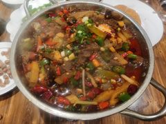 -乡土特色.冷锅鱼.牦牛肉汤锅