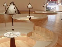 -涨巢·潮玩水疗局