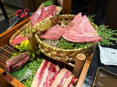 -山川小町·极番烧肉(新地假日广场店)