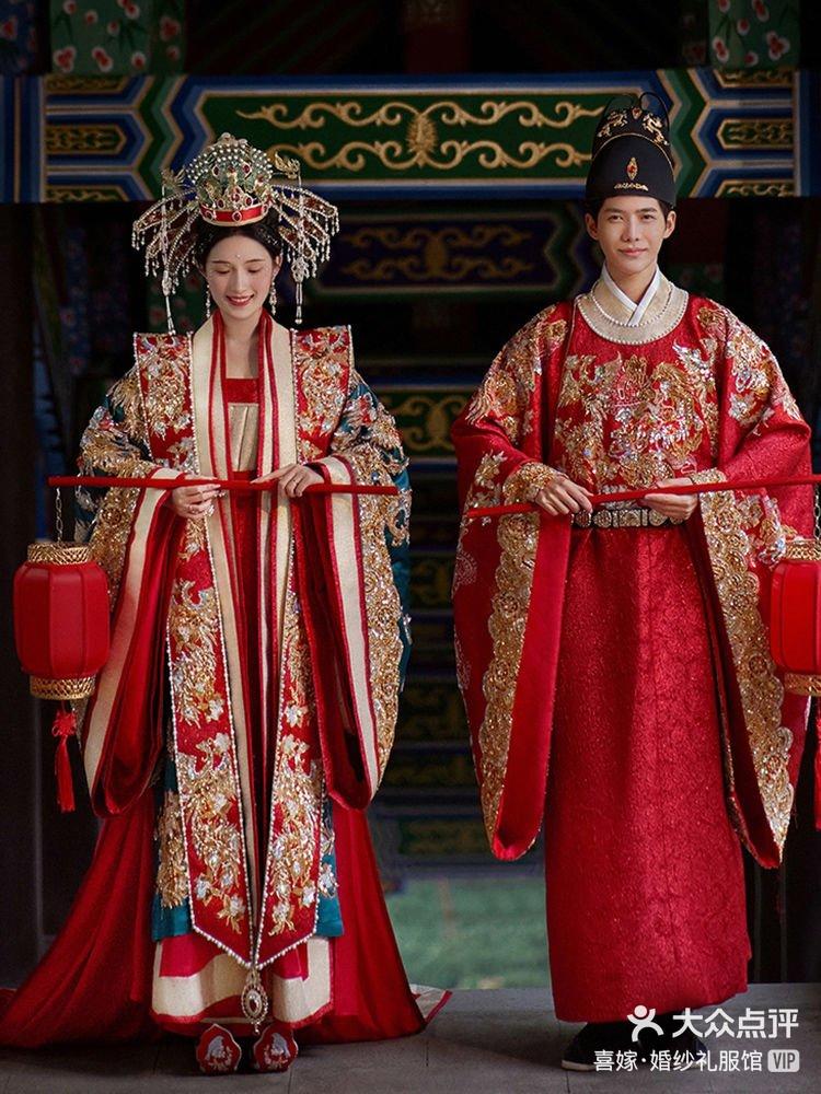 宋制汉服婚服秀禾服新娘嫁衣凤冠霞帔中式结婚礼服情侣套装大拖尾