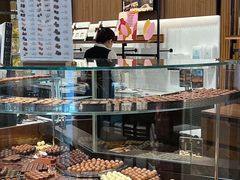 -Laderach 莱德拉(上海环贸iapm店)