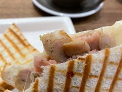 热压德式香肠吐司-马尾咖啡(宏济新路店)