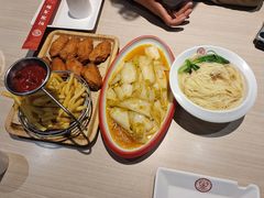 -叶派龙虾•招牌香辣蟹·海鲜(中海国际店)