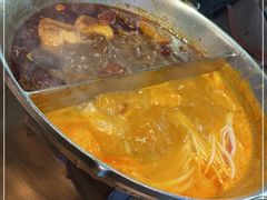 -湊湊火锅·茶憩(新中关购物中心店)