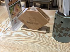 -魔都三兄弟酸辣粉·蘸卤炸串(虹桥万科店)