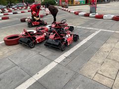 -万宝财富商业广场