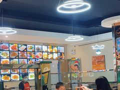 -老码头黑皮肘子锅包肉(赣水路店)