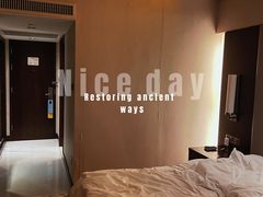 -昆明中心皇冠假日酒店