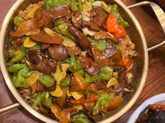 -老滇山寨•云南特色菜•地方菜•民族风情歌舞表演(金碧店)