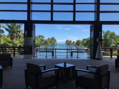 -亚龙湾喜来登·美景台大堂吧
