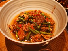 碾辣椒炒肉-吃饭皇帝大土家民族菜(正大广场店)