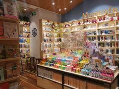 -猫的天空之城概念书店(印象城购物中心店)