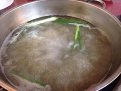 -老石黑山羊毛驴肉火锅(金凯广场店)