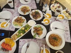 -夏阳湖皇冠假日酒店-自助餐厅