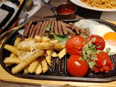 -港丽餐厅(来福士店)