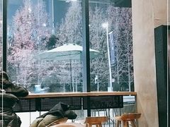 -星巴克臻选(青岛金狮广场店)