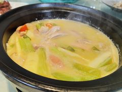 -沪华海鲜大酒楼(南汇店)