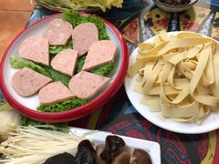 -弘烨 贵州酸汤 鱼火锅(东财店)