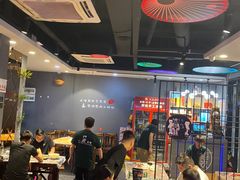 -老街烧烤大排档·地道湖北菜·龙虾馆(汉口火车站店)