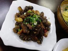 -凤嫂农家乐(梁弄店)