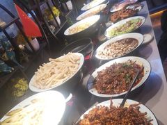 -布罗城堡自助烧烤(鸿通城购物中心店)