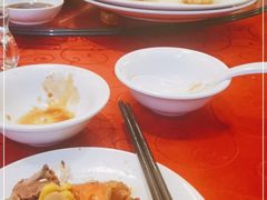 -新镇江酒家(南京西路店)