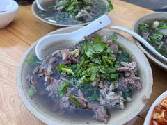 -大众跷脚牛肉馆·非遗传承单位(峨眉山店)