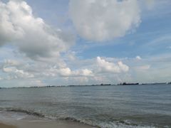 -东海岸人工湖美食村