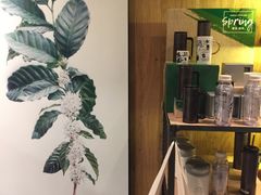 -星巴克(宁波东门银泰店)