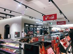 店内环境-Olive Young(明洞中央店)