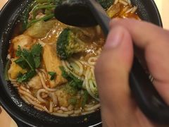 -Hi Joopo Hot Pot 吉阿婆麻辣烫