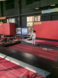 -零重力潮玩运动工厂·蹦床·亲子乐园·(冰山慧谷店)