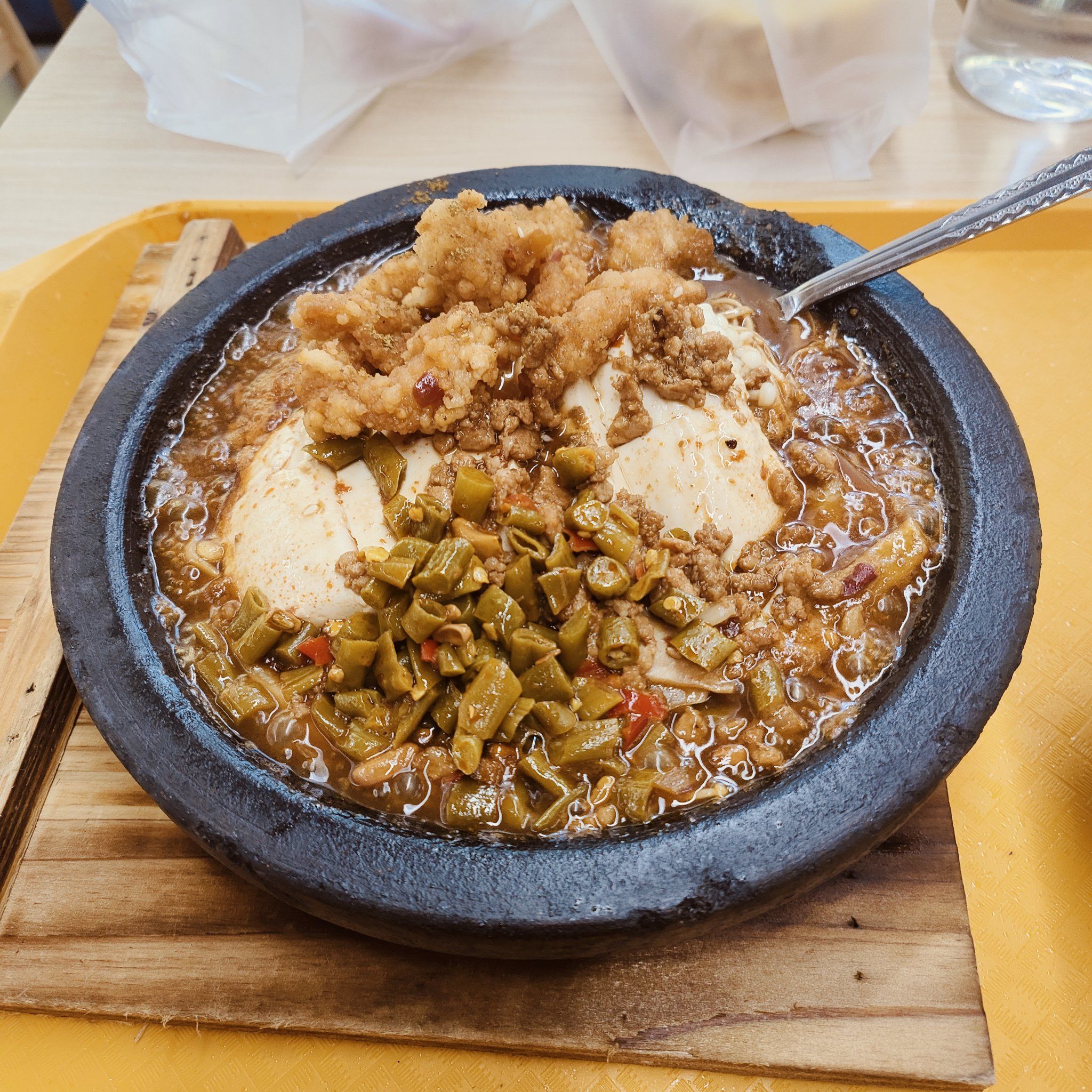 肉沫豆腐的特别好吃再加上小酥肉!汁水特别下饭!好吃惨了!