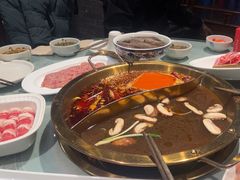 -小天鹅火锅·一线江景洪鼎旗舰店(洪崖洞店)