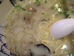 -牛三哥洛阳牛肉汤(生态城店)