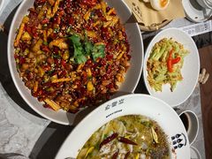 -渔语鱼新川菜Bistro(万象天地店)
