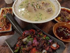 -醉八仙热酒馆(渝中店)