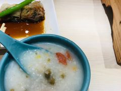 -黄金粥港式·早晚茶(海阳路店)