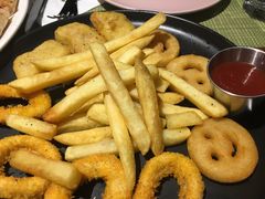 脆炸拼盘-摇滚披萨(长春街店)