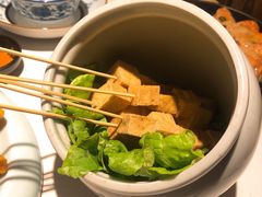 油炸臭豆腐-卯时·龙光雅宴·精致锡帮菜(惠山古镇店)