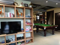 -小草屋轰趴馆别墅派对新场团建家庭聚会