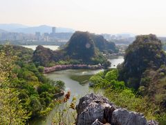 -星湖旅游景区七星岩