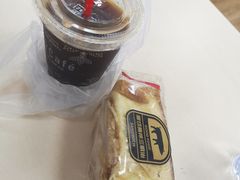 -全家便利店(愚园店)