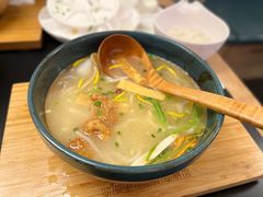 -文山荷鲜居(翠湖店)