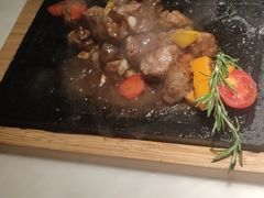 田园澳洲骰子牛肉-蜜桃花开·中西融合菜E&W(南长街店)
