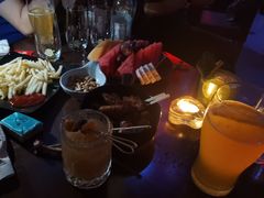 -TZ House音乐现场(来福士中心店)
