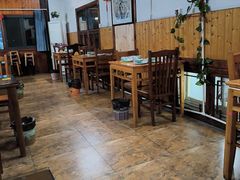 -芦茨金富饭庄·25年老字号·专做稻草鸡