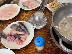-正能量脆肉鲩火锅