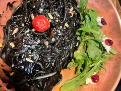 -I HOLIC艾豪丽披萨(KKone店)