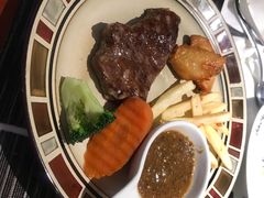 -斗牛士牛排餐厅(嘉里汇店)